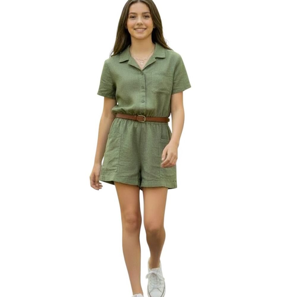 ❤️2/$12 Vanilla Star Snap Front Cap Sleeve Collared Girls Romper, Size M, NWT